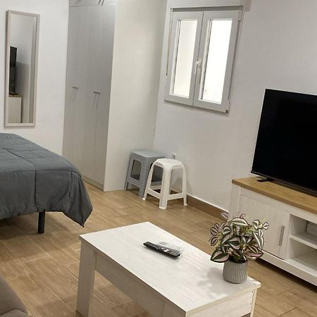 Rockside Residences Suites La Linea N3 La Línea de la Concepción Extérieur photo