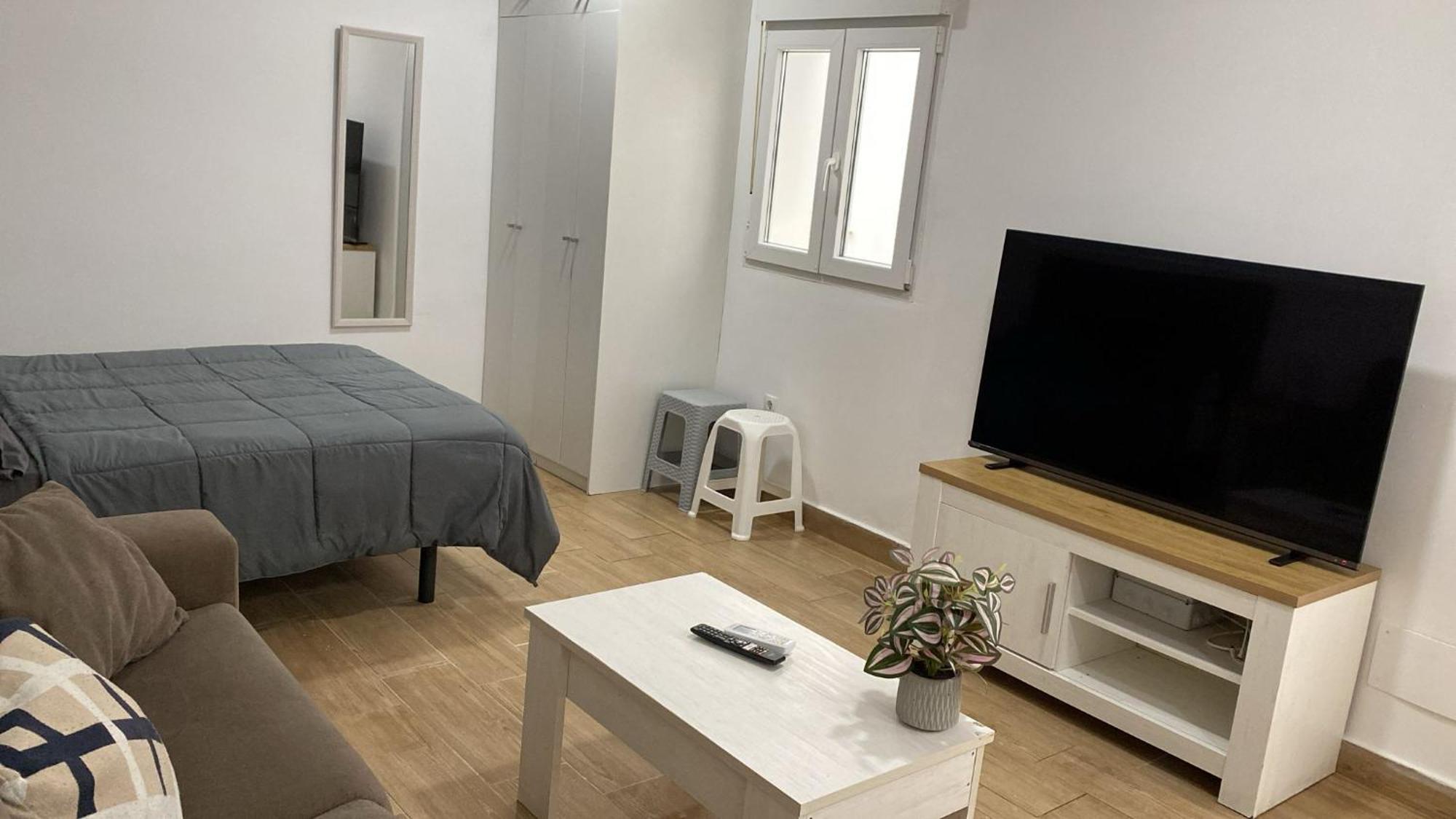 Rockside Residences Suites La Linea N3 La Línea de la Concepción Extérieur photo